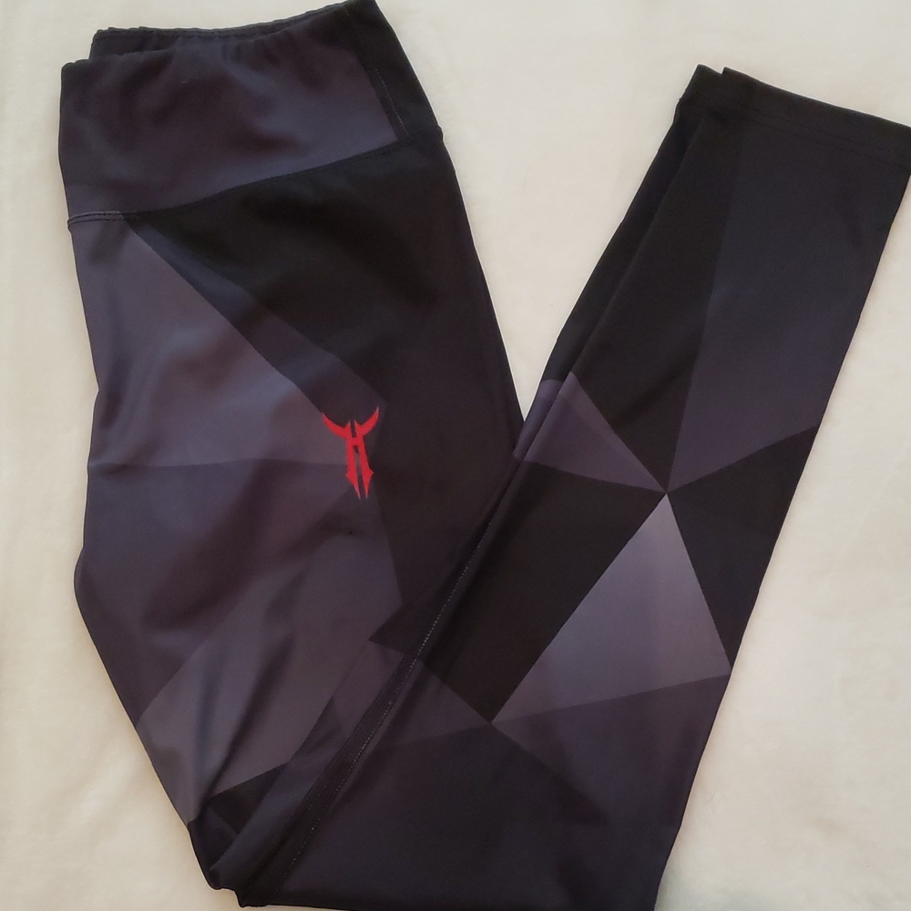 Geometric Black and Gray Leggings